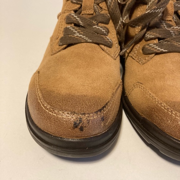 UGG Tan Suede Waterproof Leather Rubber Outsole Hiking Boots size 6.5 - Picture 9 of 15